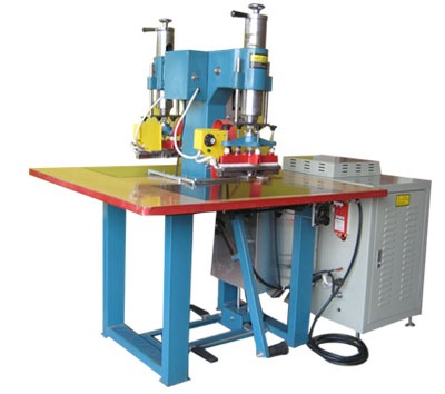 夾網(wǎng)布雙頭沒氣動腳踩機(jī)